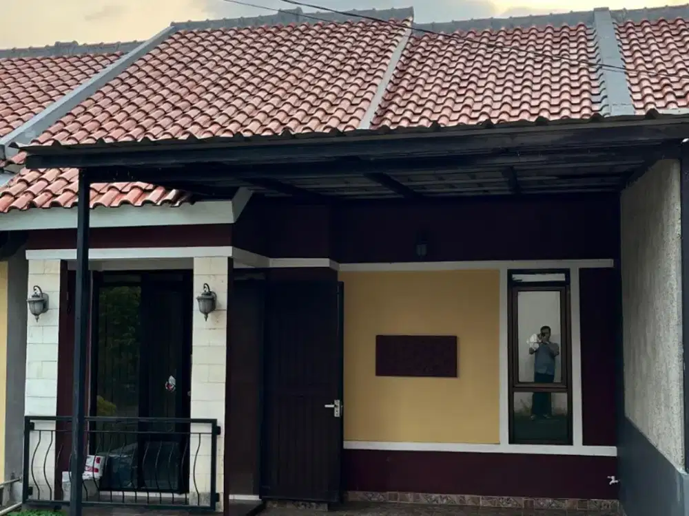 Rumah Siap Huni Dekat Trans Studio Mall Cibubur Hadap Timur J-32257