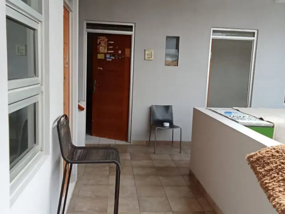 Harga dibawah pasar rumah di komplek unpad cigadung  bagus untuk kosan