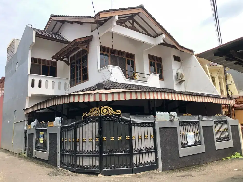 Rumah Hook 2 Lantai Bebas Banjir  di Pondok Kelapa, Jakarta Timur