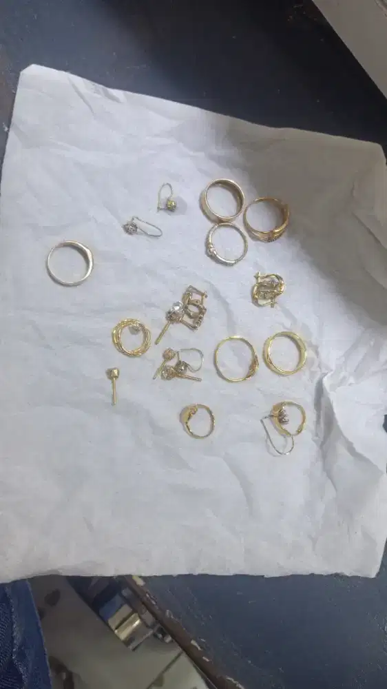 Terima Emas Dan Berlian