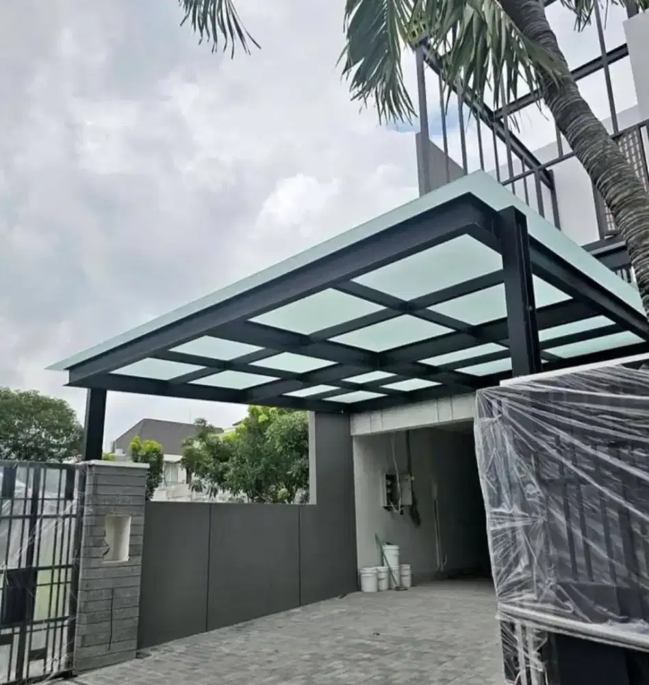 Kanopi atap kaca rangka besi holloh