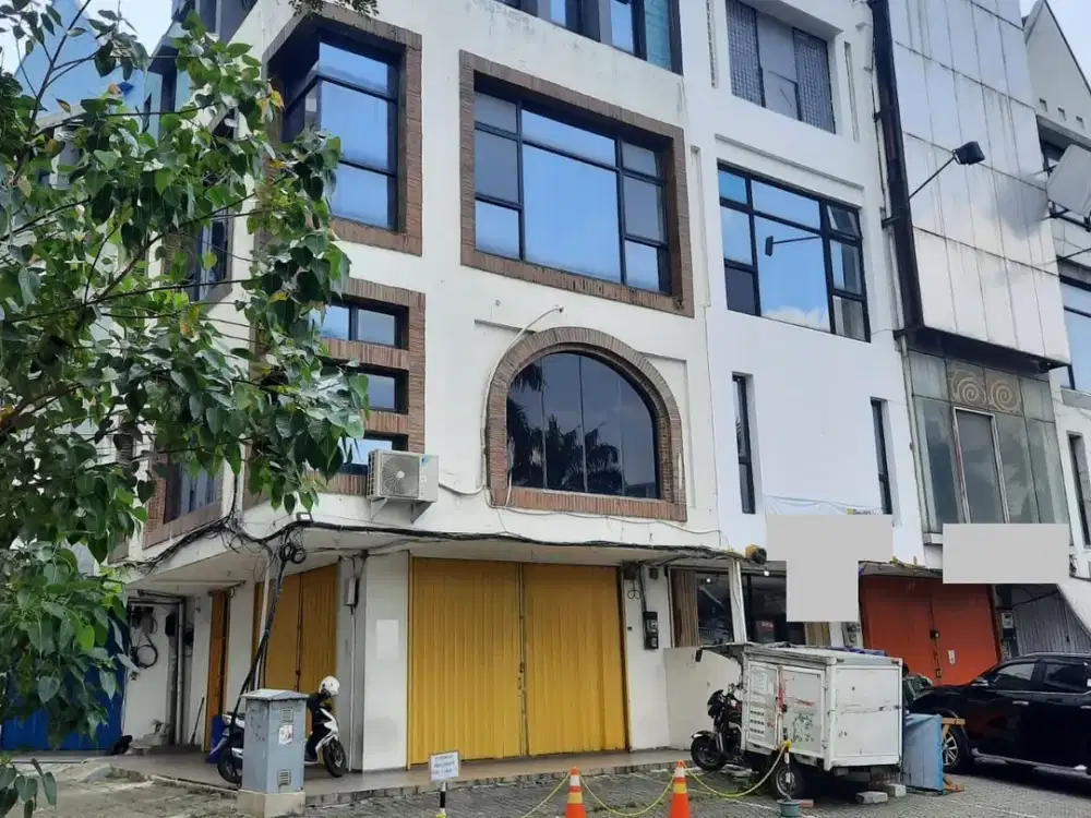 Ruko di Jl Nias Raya Kelapa Gading Lokasi Strategis Posisi Hoek
