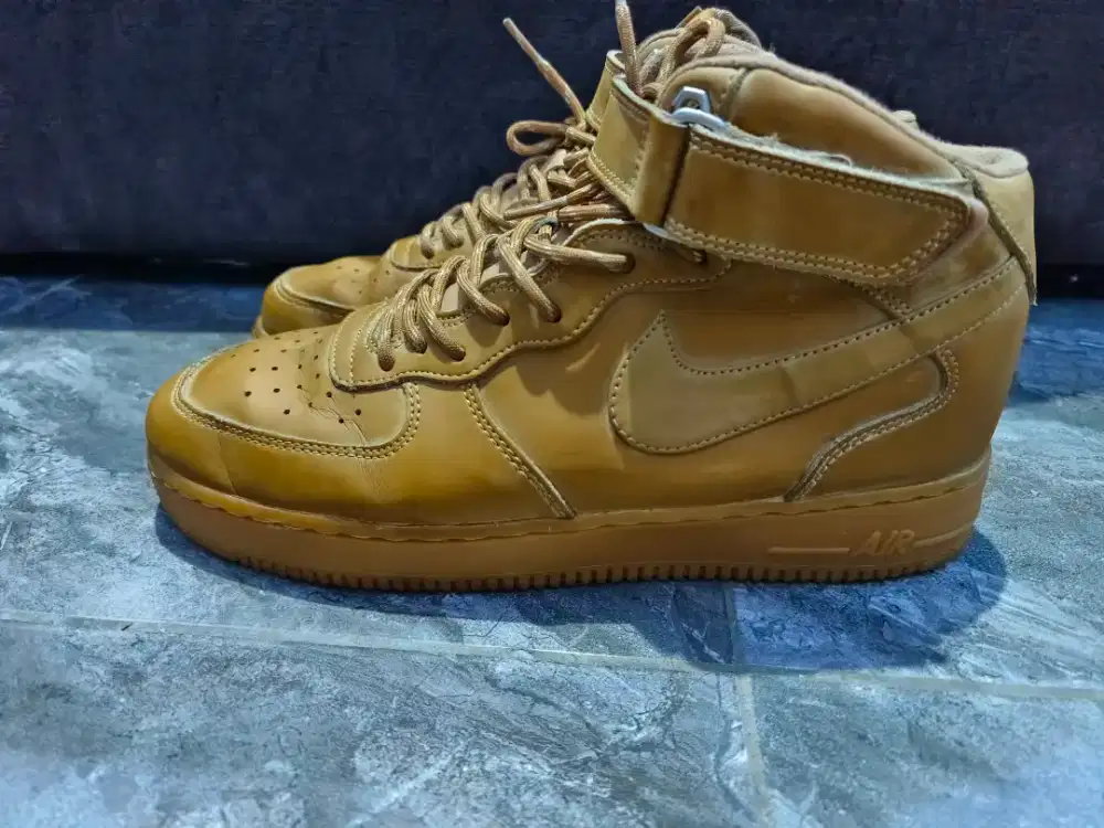 Sepatu Nike Air Force 1 mid 07 brown sz 42,5