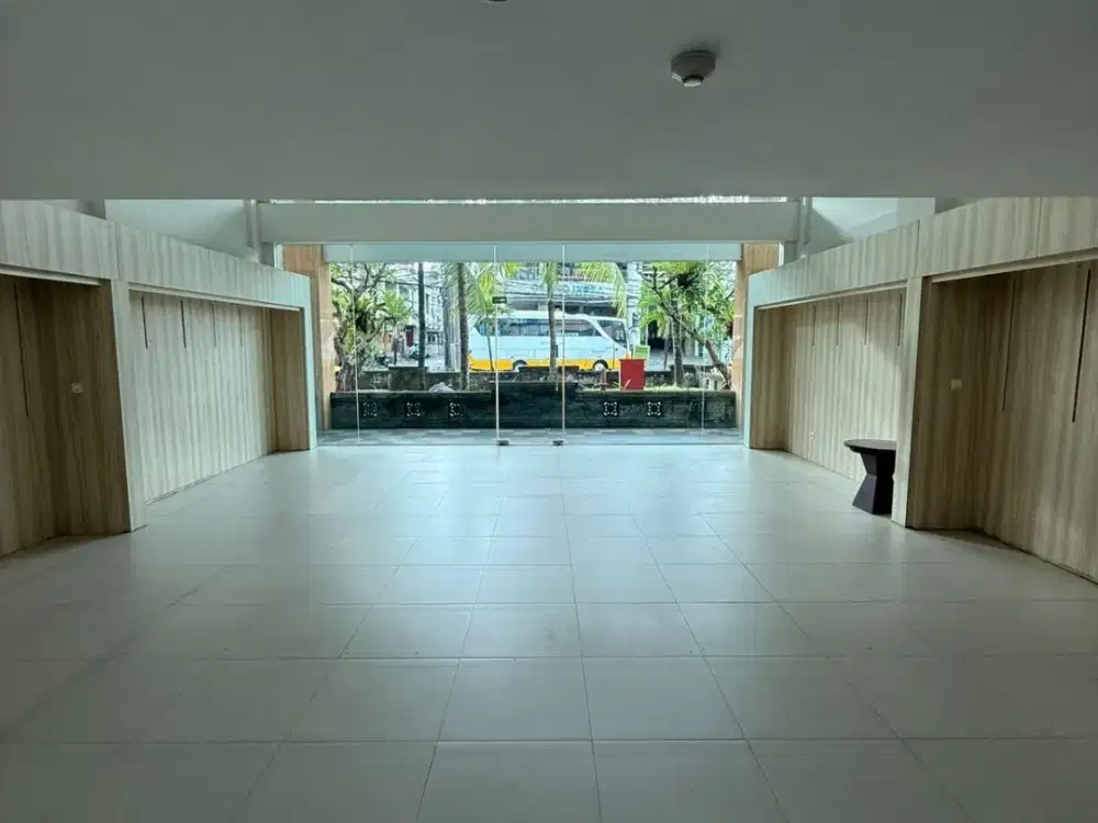 Disewakan ruko dpn Hotel di kuta Bali dpn jln ramai lalu lalang