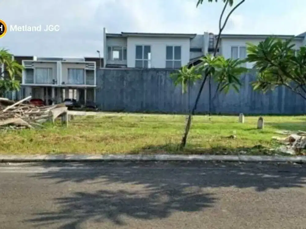 Kavling luas 170 di Cluster Yarra dekat Pos Security, Jakarta Timur