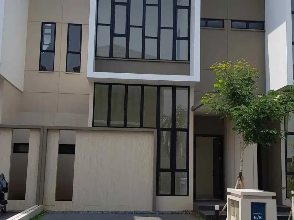 Rumah SHM Semayang Asya Split Level di Jakarta Garden City Cakung