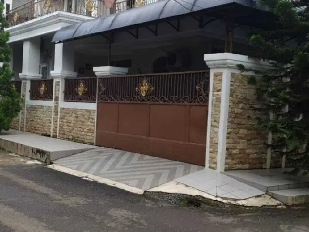 Rumah Hook Furnish 2,5lt SHM Luas 205 Di Cipinang Indah Jakarta Timur