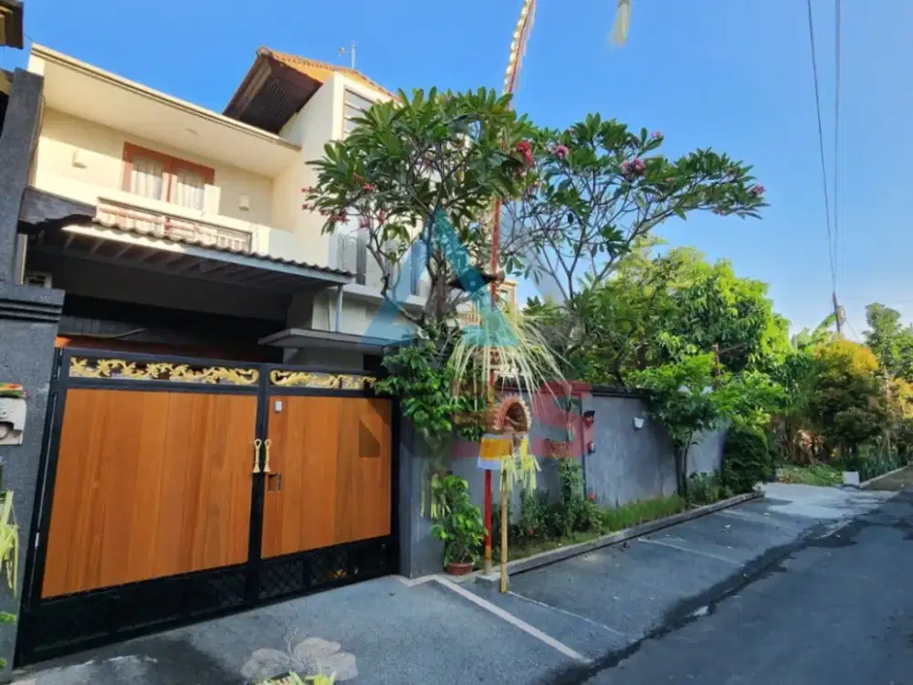 DIJUAL RUMAH STYLE VILLA LANTAI 2 SANUR KAUH DENPASAR SELATAN