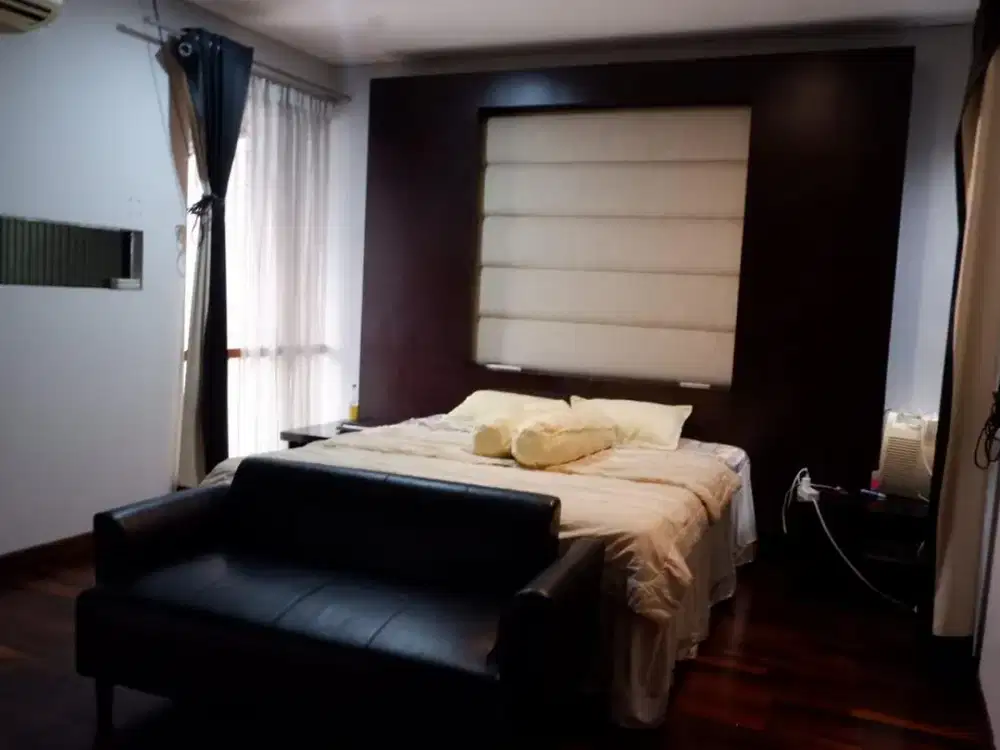 Rumah Citraland Full Furnish Lokasi Strategis Luas 171m2 Cuma 4M Nego