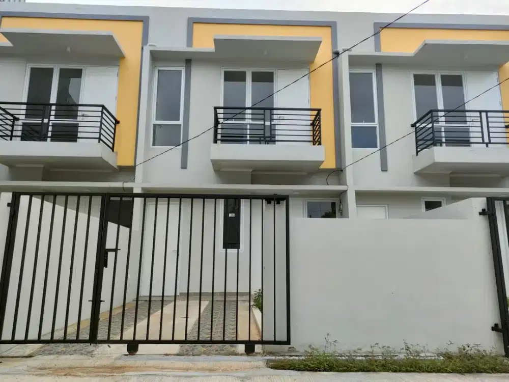 BARU. rumah di Taman Semanan Indah