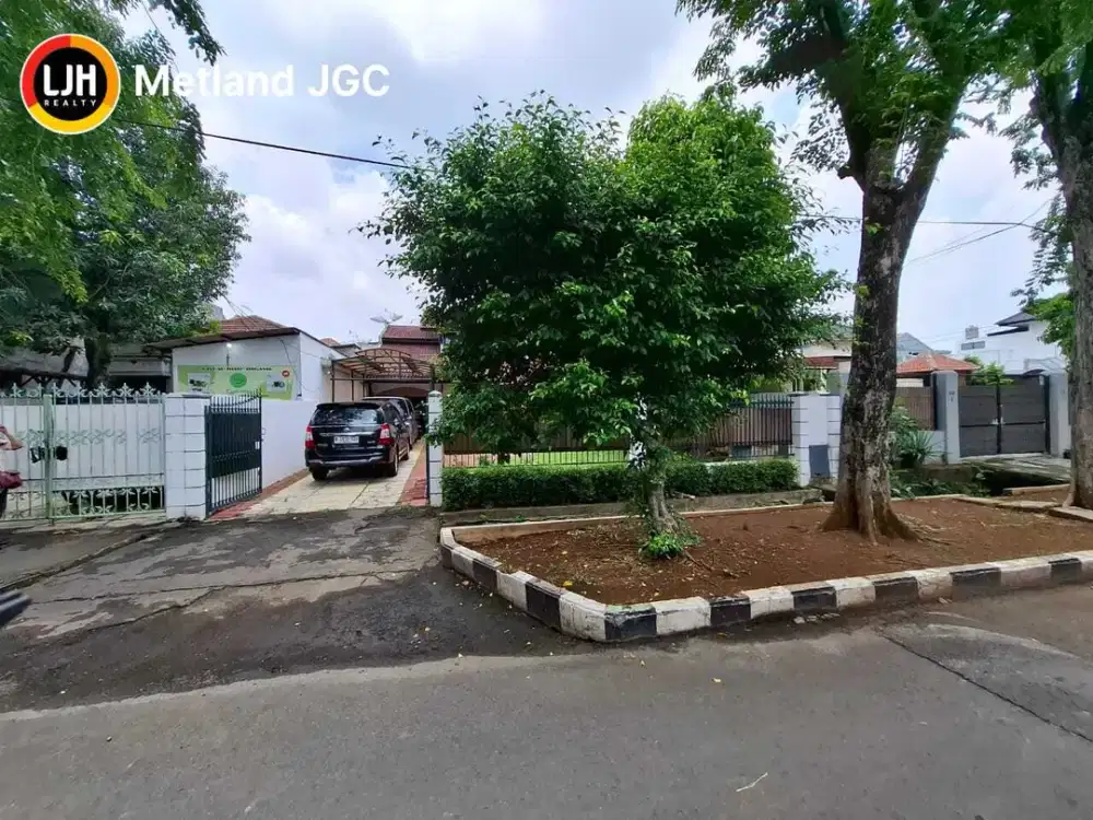 Rumah 2 Lantai luas 348 Siap Huni di Sunter Hijau, Jakarta Timur