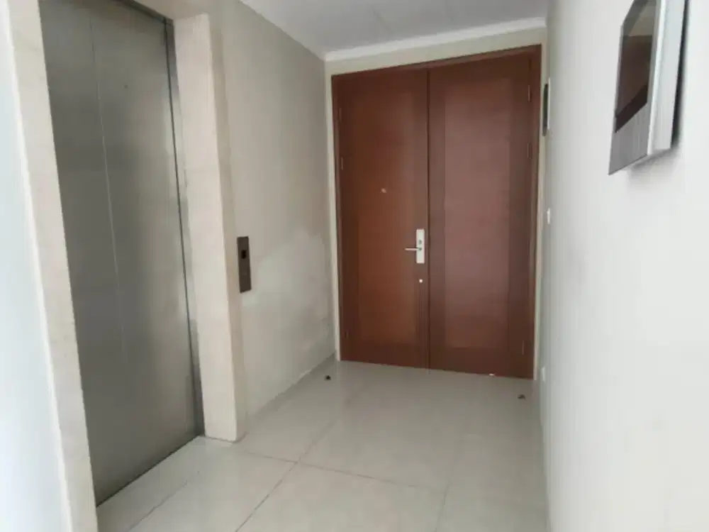 Sewa Private Lift Taman Anggrek Residences