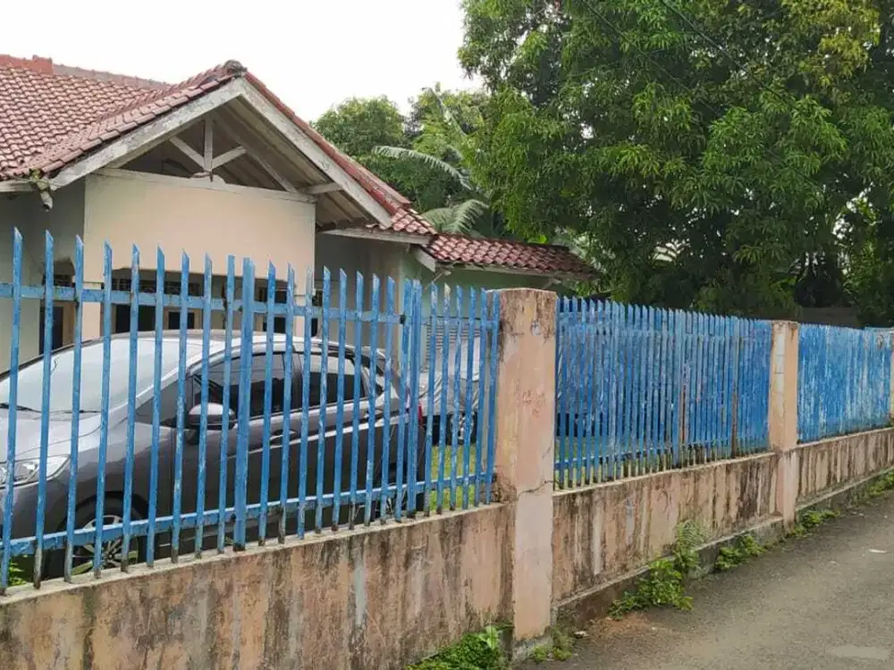 Jual Rumah Kampung Makasar, Jakarta Timur, Berhalaman Luas