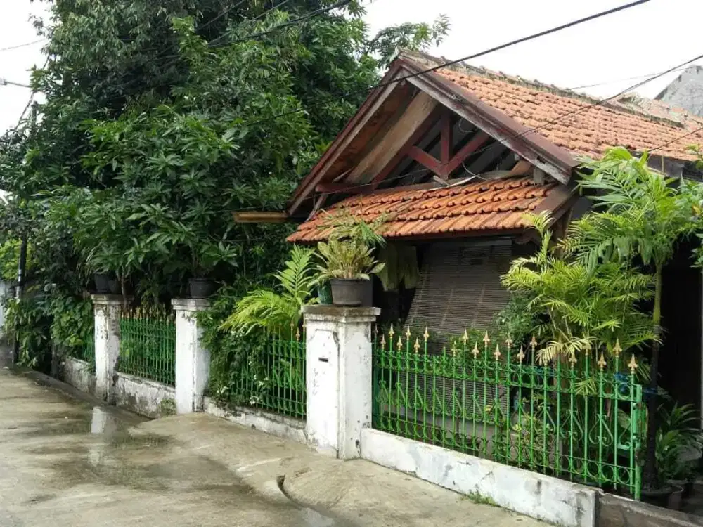 Dijual Tanah ( Ada Rumah Lama ) Komp. BDN Pondok Gede Bekasi