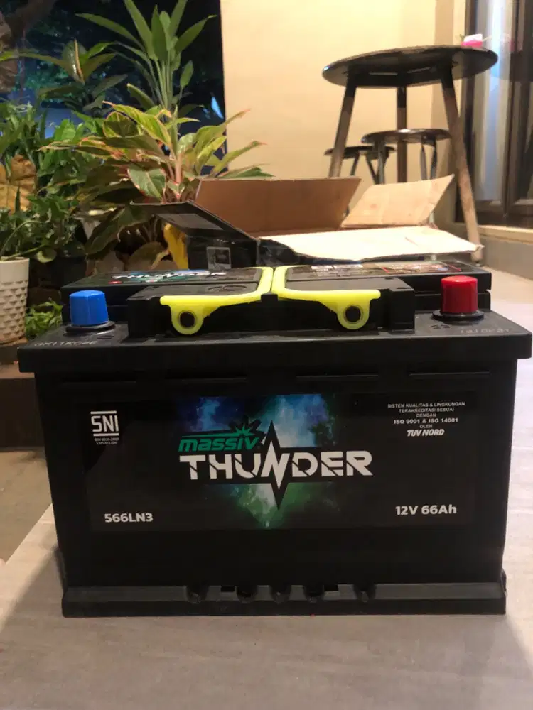 Dijual Aki Mobil Massive Thunder