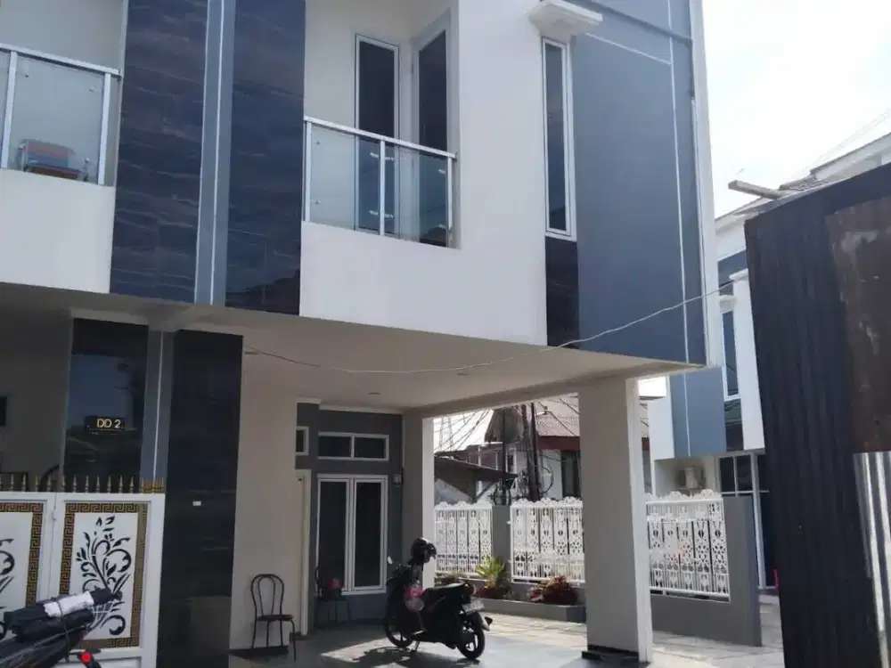 DiJu as k Rumah Baru Modern  Siap Huni 3Lt di Kran 5 Gunung Sahari Selatan Kemayoran Jakarta Pusat