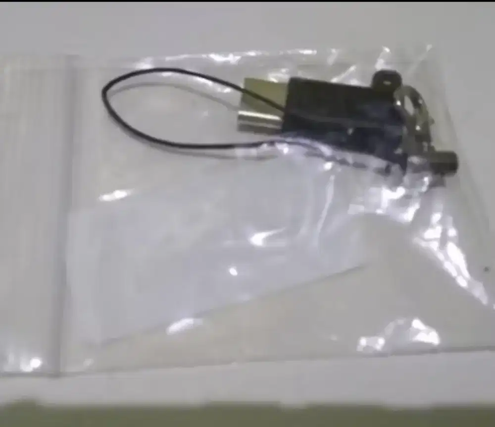 Adaptor charger ponsel dari microusb ke type c