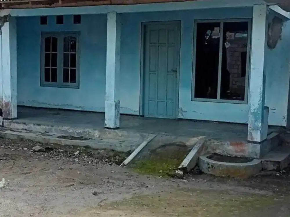 MURAH TANAH BONUS RUMAH DEKAT SPBU MEDARI JL MAGELANG TEMPEL JK13231