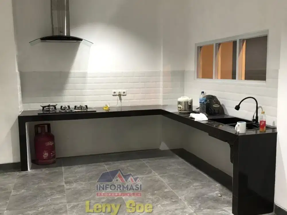 Rumah Permata Mediterania 2 lantai dalam cluster, aman, bebas banjir