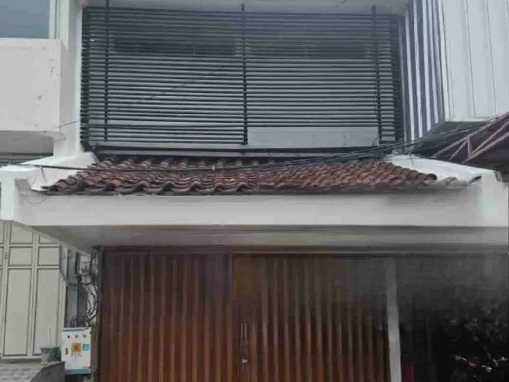 Di Sewakan Ruko Strategis Hibrida Kelapa Gading