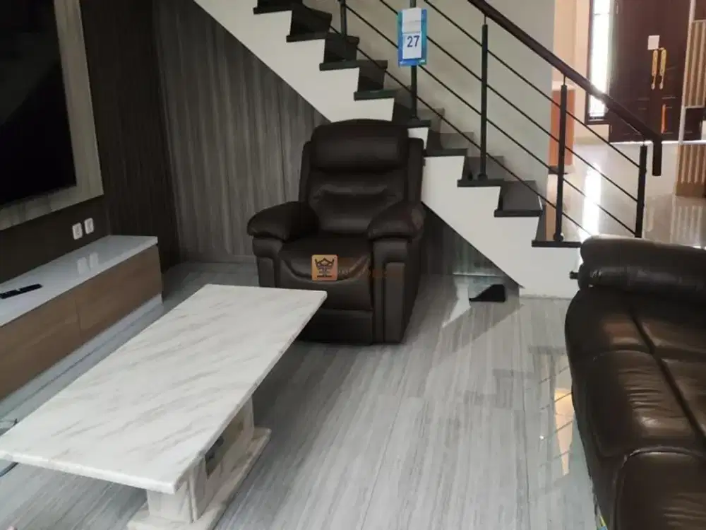 Stay Fit at Home! Rumah Mewah Green Garden Kedoya Private Gym