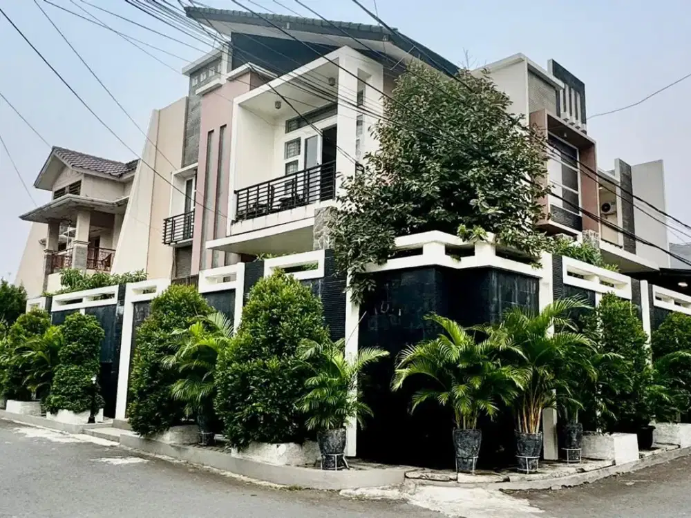 Rumah Mewah Modern Semi Furnish di Pulomas Barat Pembawa Berkat