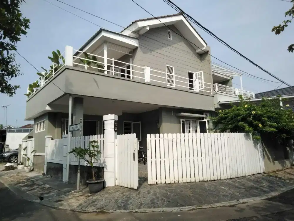 Dijual Cepat Rumah Hook Griya Loka BSD City Siap Huni Estetik