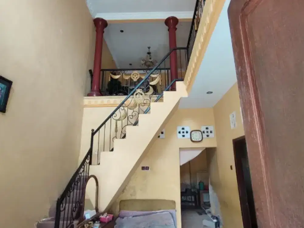 Rumah 2 Lantai Tosaren Pesantren Kota Kediri
