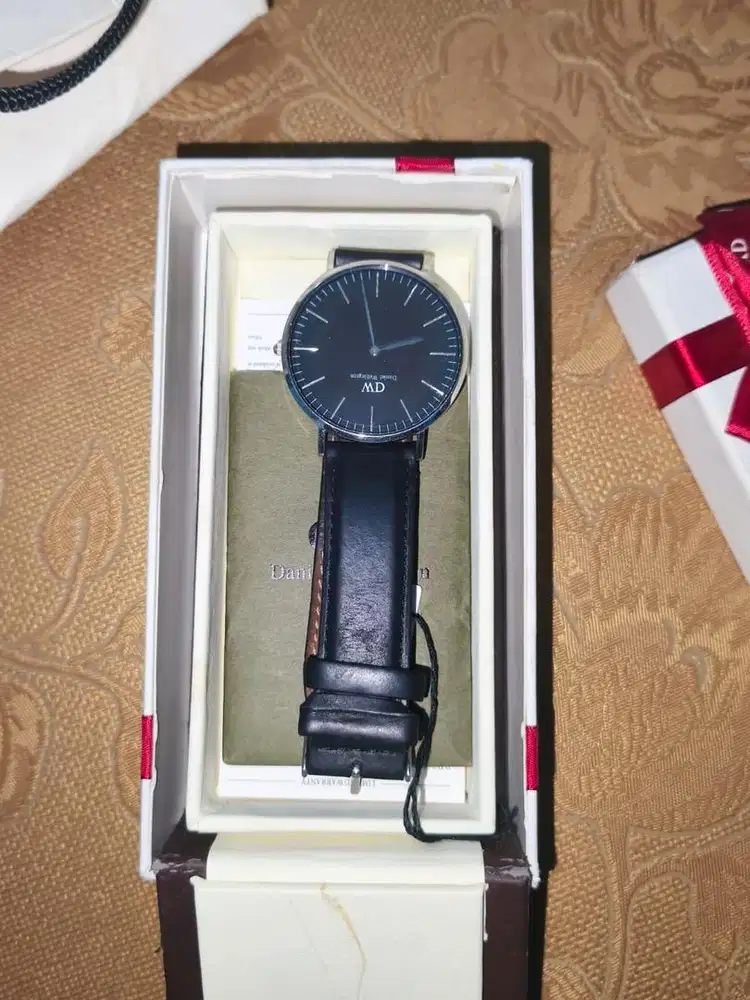 jam tangan daniel wellington DW
