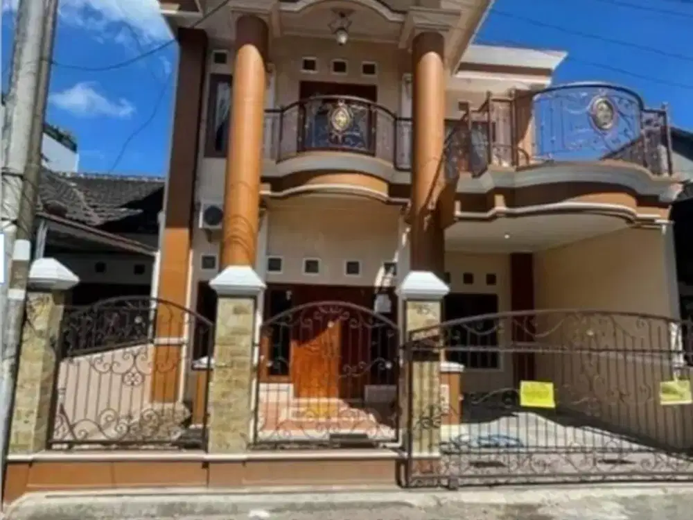 A070 - Rumah Tingkat Siap Huni Mewah Utara Jln Gito Gati