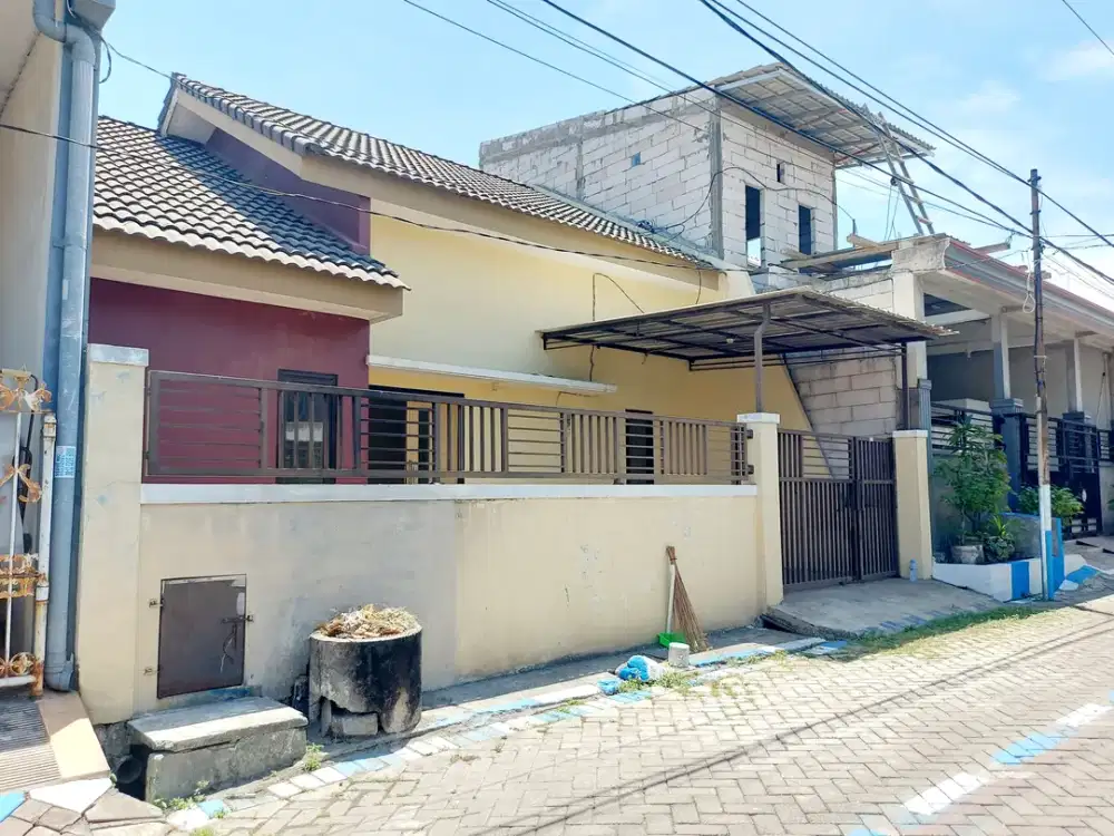 Dijual ato Disewakan Rumah L. 120m2 di Perum Tambakrejo Waru Sidoarjo