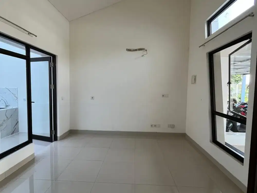 Rumah siap huni banget sudah ada canopy di Agung Podomoro