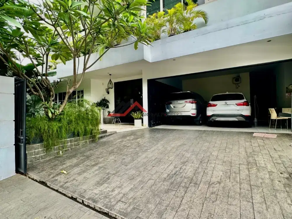 Dijual Rumah bagus kolam renang di kebayoran baru,jakarta selatan