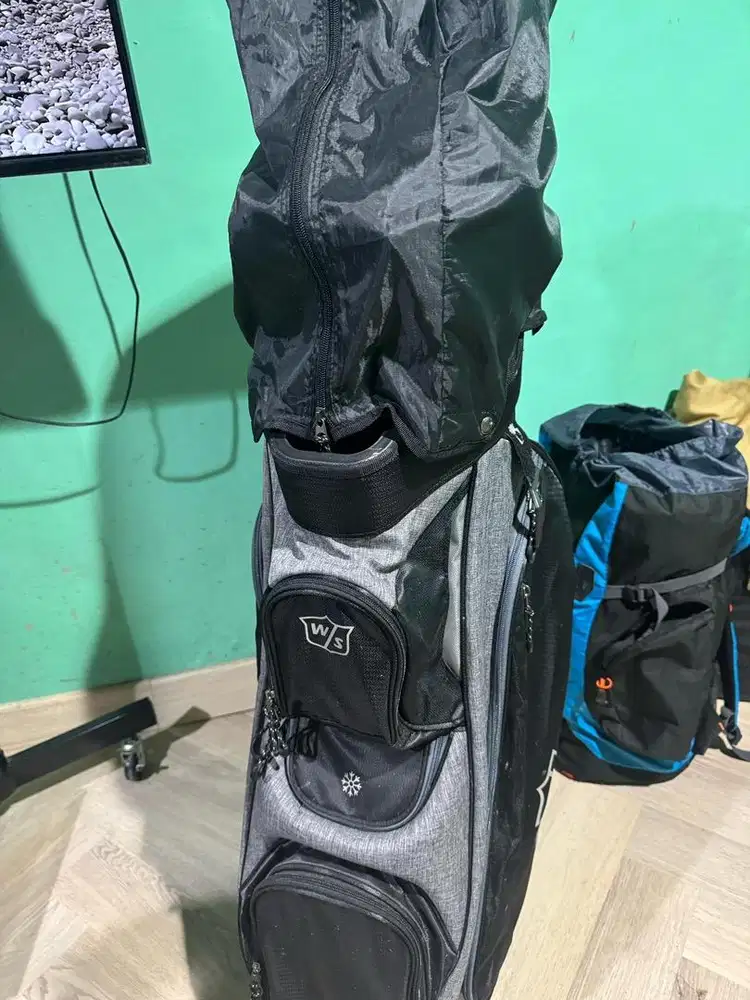 Golf 12 stick merk La-Golf sudah include tas