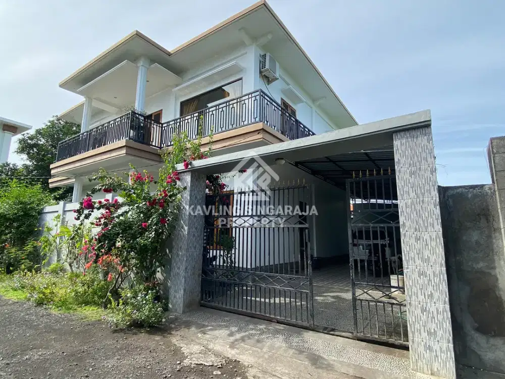 Dijual Rumah 2 Lantai Dekat Pantai di Singaraja