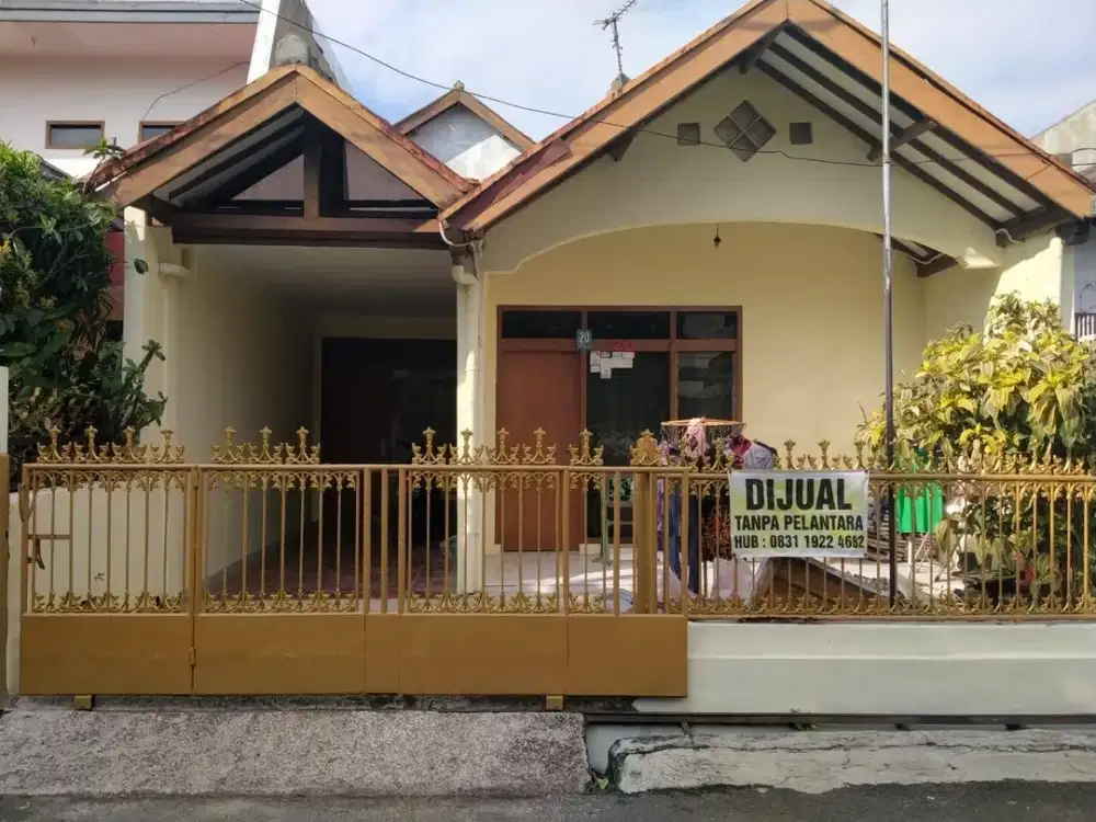 Rumah bagus siap huni area pusat kota di BKR Regol Bandung
