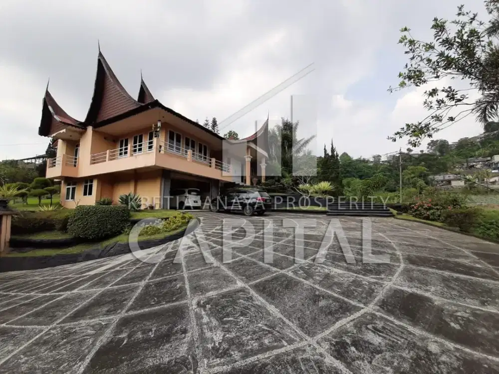 Villa Unik nan Nyaman Dengan View Terbaik di Kolonel Masturi Lembang