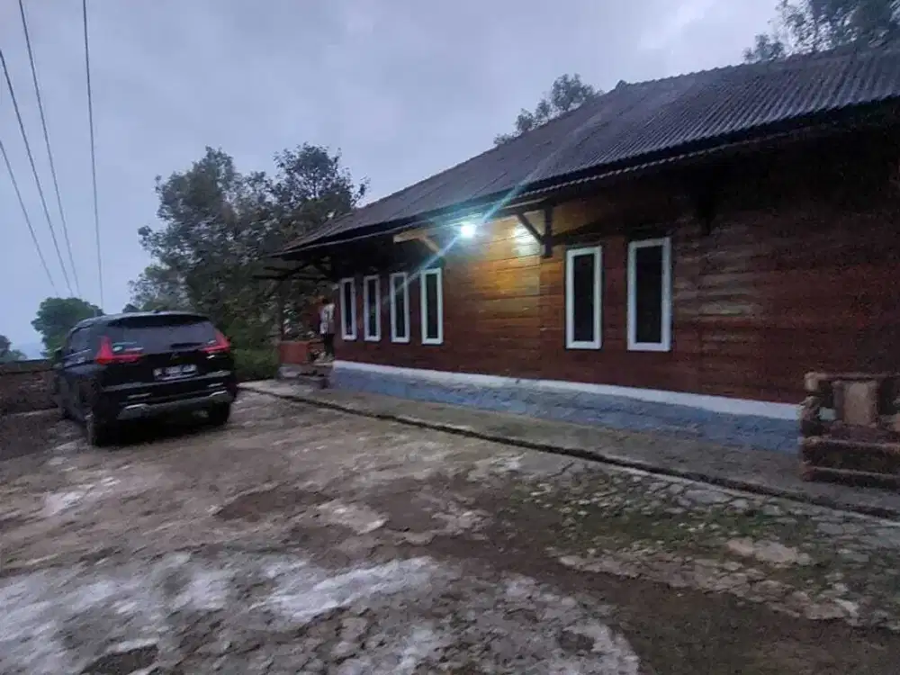 Dijual Villa kayu dan waterboom