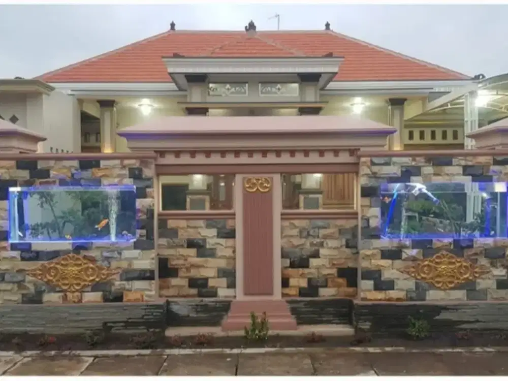 jual murah rumah  mewah 2 lantai  d Cukir Jombang dekat semua fasum