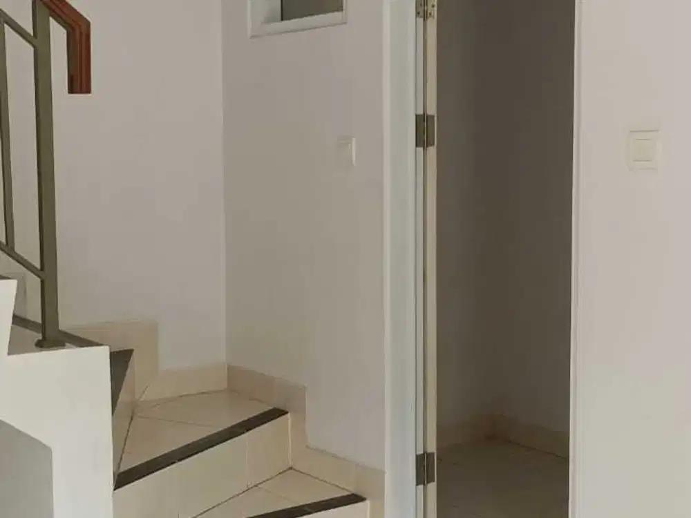 Disewakan Rumah 2 Lantai ukuran 8x5 di Virginia By Rumah Chinida