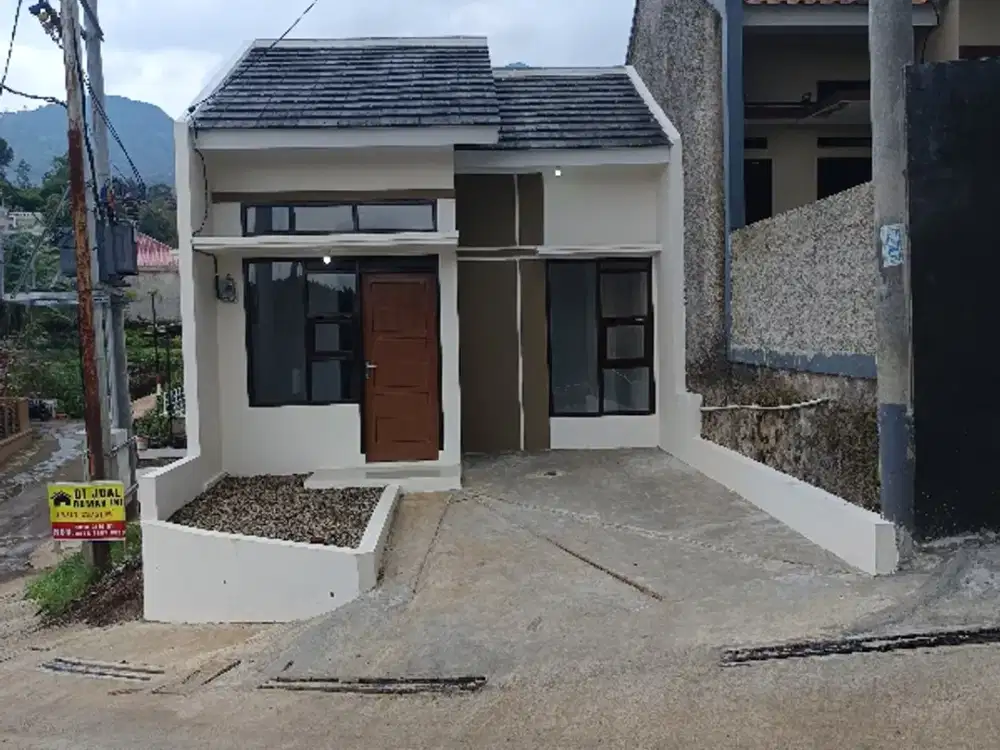 Rumah minimalis modern pinggir jalan