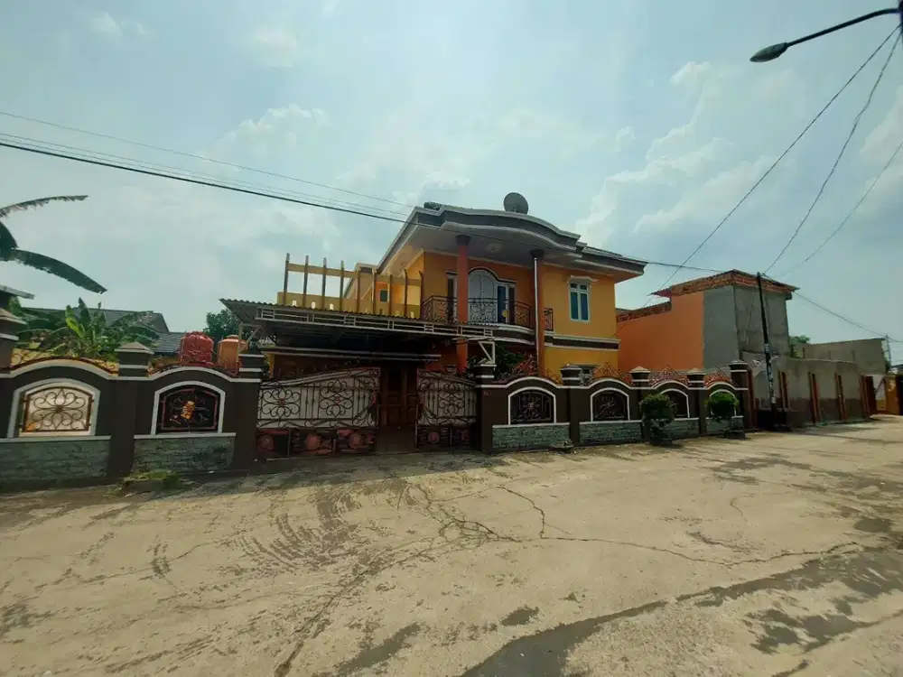 DIJUAL RUMAH BESAR KOMPLEK TAMAN INDAH MASKAREBET PALEMBANG