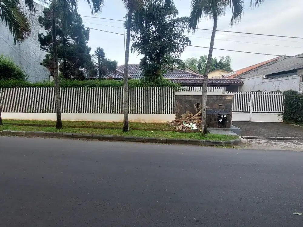 Dijual Rumah Nyaman Terawat Asri Strategis Dekat MRT Cipete Raya