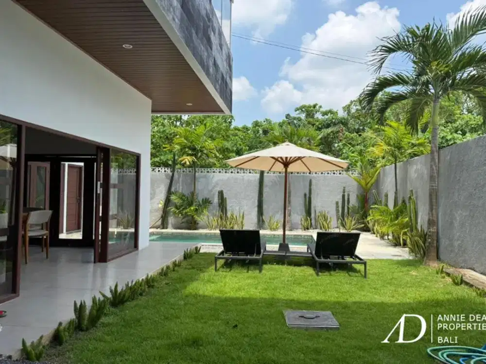FREEHOLD TROPICAL STYLE 3-BEDROOM VILLA IN MUNGGU