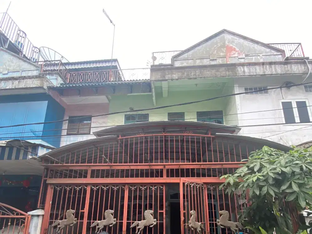Rumah Komplek Citra Graha Yos Sudarso Brayan Medan