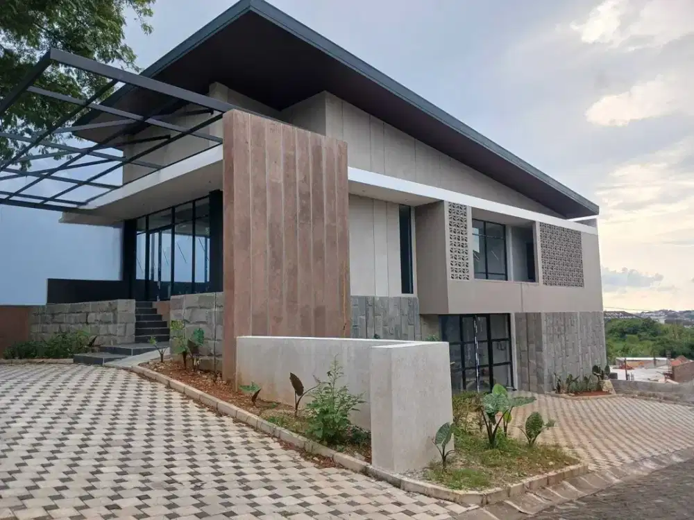 Sewa Rumah Siap Huni dan Nyaman Jl. Stonen Semarang Selatan – 10040