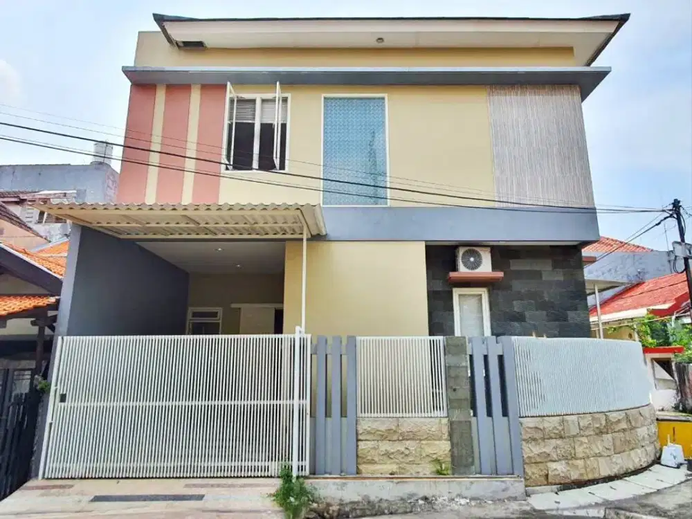 Rumah Mulyosari  Minimalis • Siap Huni • Furnished • Row 2.5 Mobil
