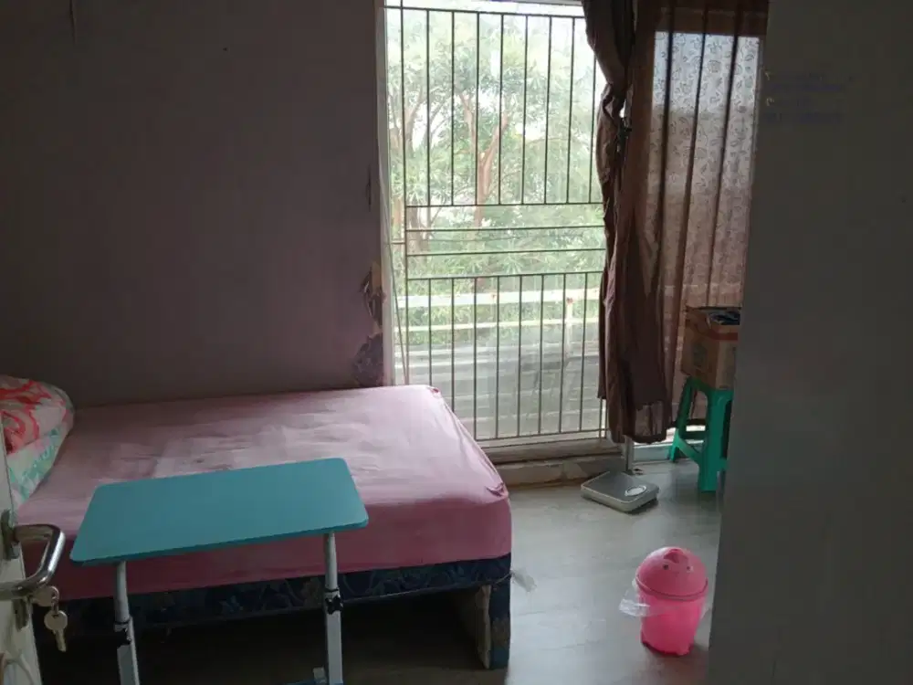 Dijual Murah Rumah Park Residence Hadap Selatan