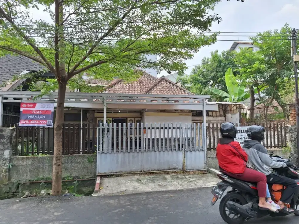 Dijual Rumah  Hitung Tanah di Jalan Kautamaan Istri