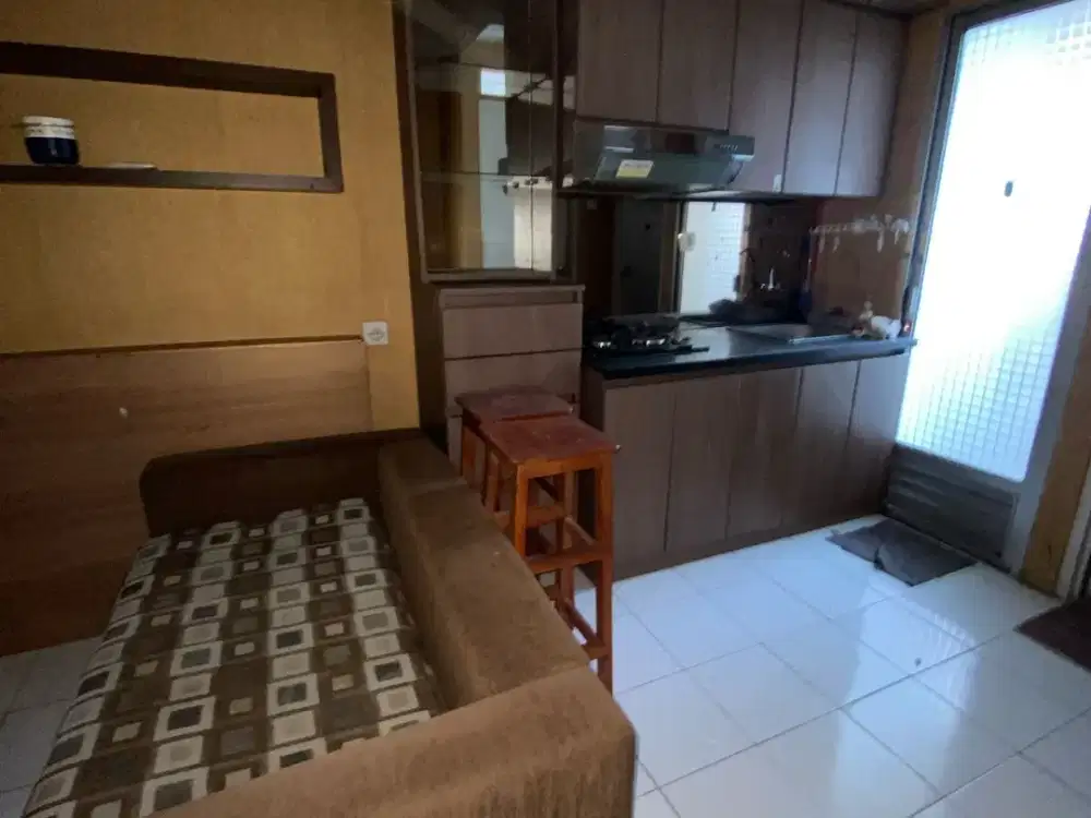 Apartemen kalibata city tower gaharu 2 br fullfurnish
